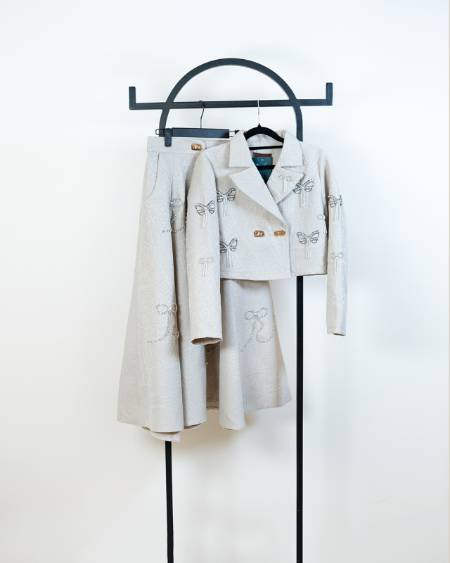 کت و دامن پاپیون کرم